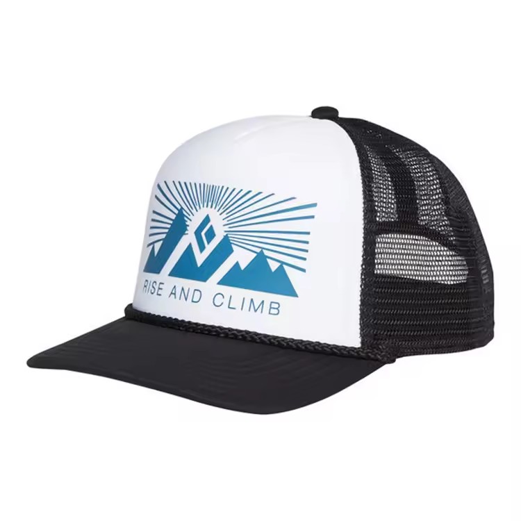 Trucker hat with stripe